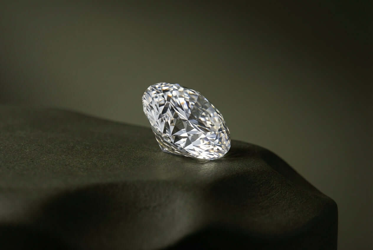 Oval Diamond stone